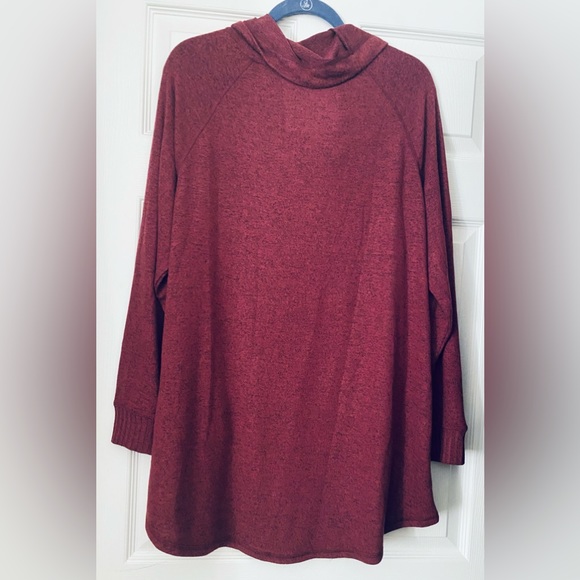 Torrid zinfandel cherry red super soft plush cowl sweatshirt size 2X (2) NWT - Picture 6 of 11